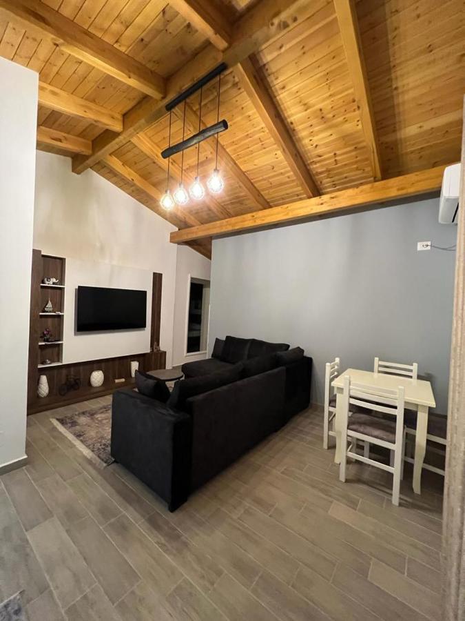 Trip-Stop Apartments Vlore Luaran gambar