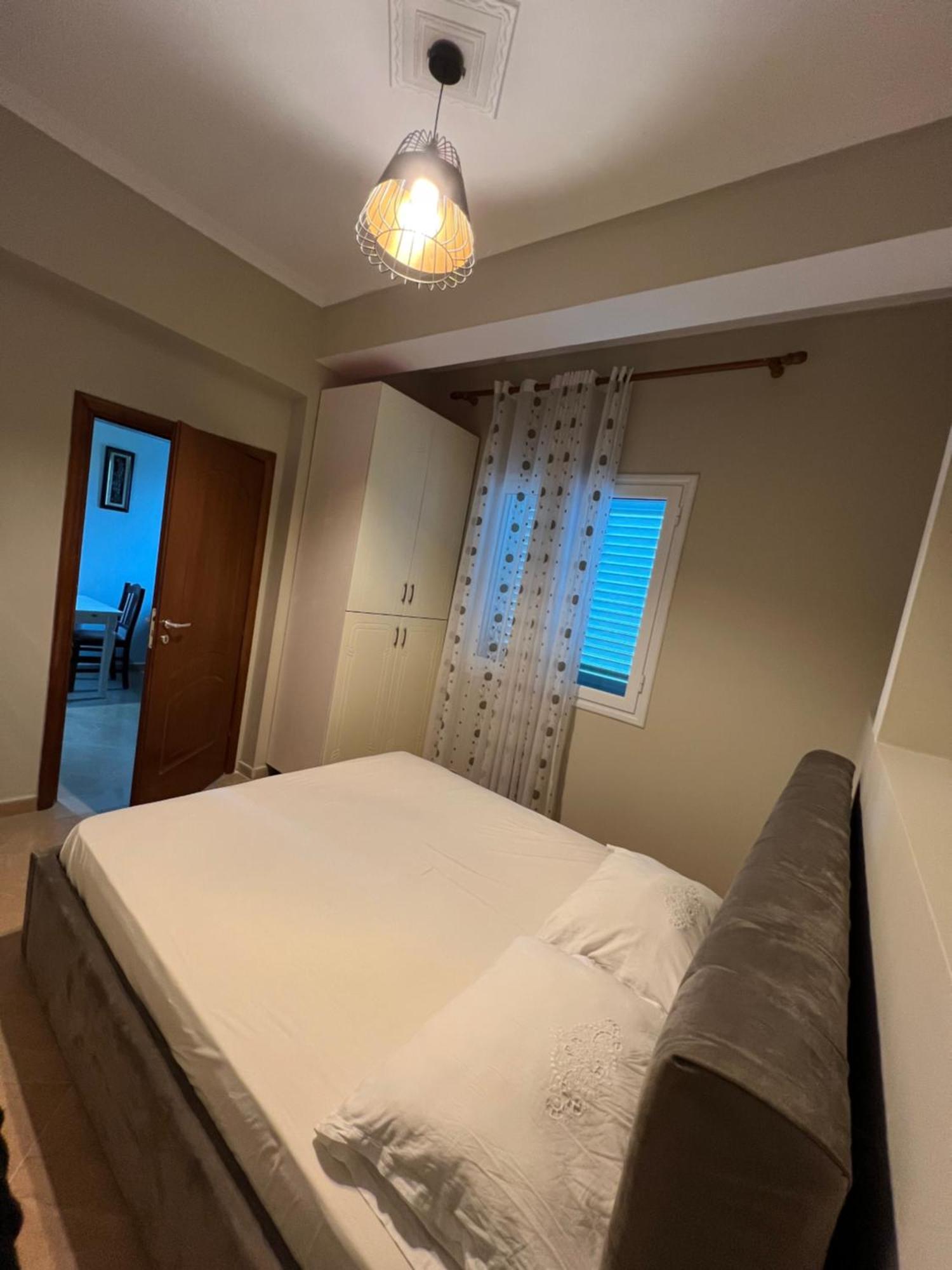 Trip-Stop Apartments Vlore Luaran gambar