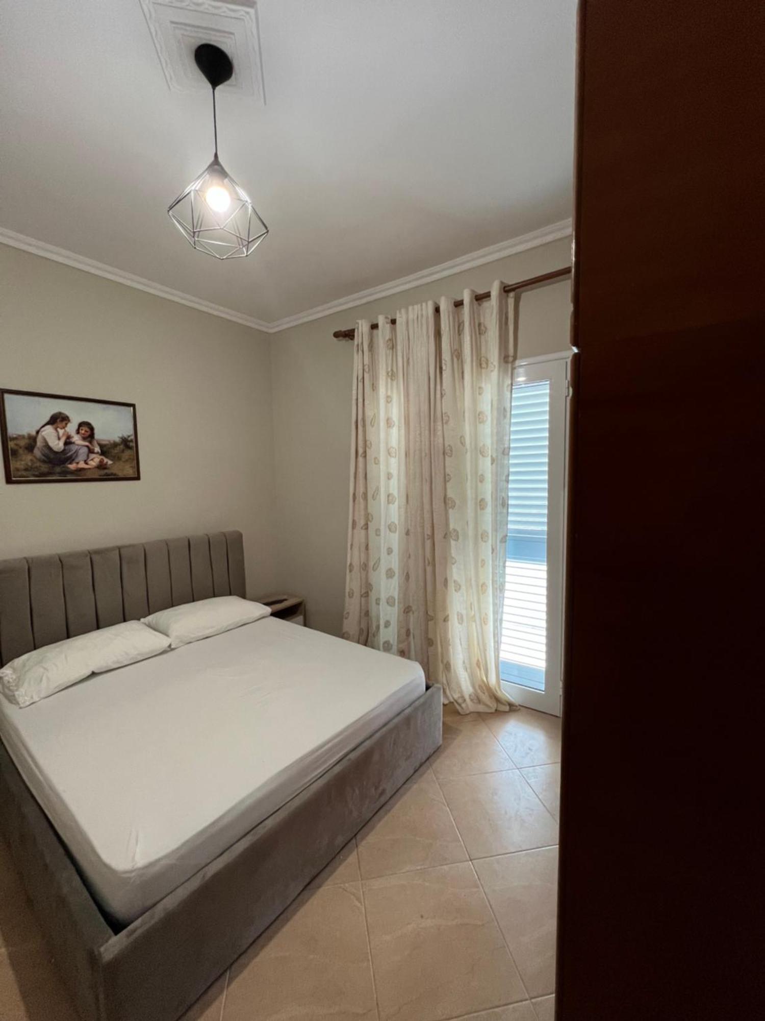 Trip-Stop Apartments Vlore Luaran gambar